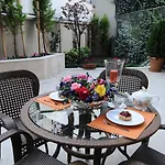 Cheya Sisli Medical & Business Center Tesvikiye And Διαμέρισμα *