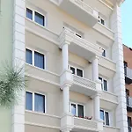 Cheya Sisli Medical & Business Center Tesvikiye And * Istanbul